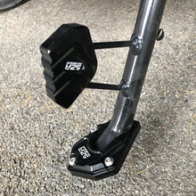 Laden Sie das Bild in den Galerie-Viewer, Motorcycle Kickstand Fuß Seitenständer Erweiterung Pad