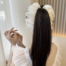 Laden Sie das Bild in den Galerie-Viewer, Elegante Damen Haifischklammer