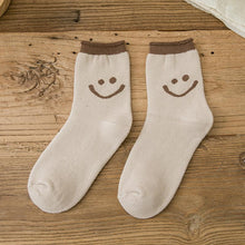 Laden Sie das Bild in den Galerie-Viewer, Schönes Lächeln Gesicht Baumwoll Socken