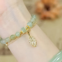 Laden Sie das Bild in den Galerie-Viewer, Doppelschichtiges Hetian-Jade-Armband mit Blättern