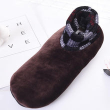 Laden Sie das Bild in den Galerie-Viewer, 🔥Weihnachtsangebot🎁Rutschfeste Thermosocken für den Innenbereich