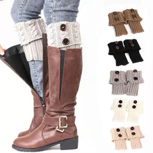 Laden Sie das Bild in den Galerie-Viewer, Stricksocken für Stiefel