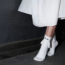Laden Sie das Bild in den Galerie-Viewer, 🔥Lustige magnetische Socken🔥