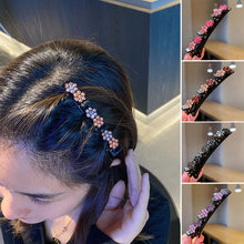 Laden Sie das Bild in den Galerie-Viewer, Strass Blume Haarnadel