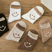 Laden Sie das Bild in den Galerie-Viewer, Schönes Lächeln Gesicht Baumwoll Socken