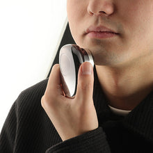 Laden Sie das Bild in den Galerie-Viewer, Mini-Elektrorasierer