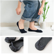 Laden Sie das Bild in den Galerie-Viewer, Atmungsaktive, unsichtbare Baumwollsocken mit fünf Fingern(5 Paar)
