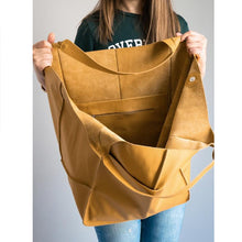 Laden Sie das Bild in den Galerie-Viewer, Frauen Übergröße Leder Handtaschen