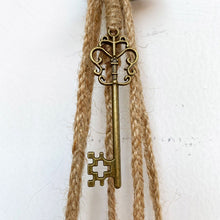 Laden Sie das Bild in den Galerie-Viewer, Kreative Hexenglocke Gedenkdekoration