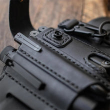 Laden Sie das Bild in den Galerie-Viewer, EDC Multitool Gürtelschlaufenholster