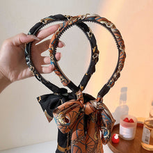 Laden Sie das Bild in den Galerie-Viewer, Modisches Elegantes Haarband