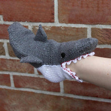 Laden Sie das Bild in den Galerie-Viewer, Süße Gestrickte Tiersocken