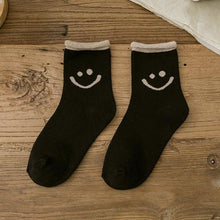 Laden Sie das Bild in den Galerie-Viewer, Schönes Lächeln Gesicht Baumwoll Socken