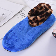 Laden Sie das Bild in den Galerie-Viewer, 🔥Weihnachtsangebot🎁Rutschfeste Thermosocken für den Innenbereich