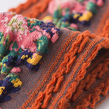 Laden Sie das Bild in den Galerie-Viewer, Vintage Socken mit Blumenstickerei (5 Paar)
