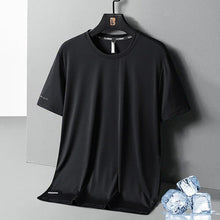 Laden Sie das Bild in den Galerie-Viewer, Rundhals-T-Shirt aus Eisseide
