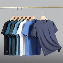 Laden Sie das Bild in den Galerie-Viewer, Rundhals-T-Shirt aus Eisseide
