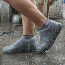 Laden Sie das Bild in den Galerie-Viewer, Unisex Wasserdichte Silikon Überschuhe, ein Paar
