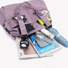 Laden Sie das Bild in den Galerie-Viewer, Wasserdichte Einfache Nylon-Handtasche

