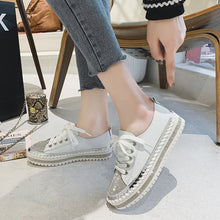 Laden Sie das Bild in den Galerie-Viewer, 🔥 Sommerspecial 🔥SNEAKERS AUS DIAMOND SILVER LEDER
