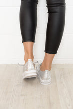 Laden Sie das Bild in den Galerie-Viewer, 🔥 Sommerspecial 🔥SNEAKERS AUS DIAMOND SILVER LEDER
